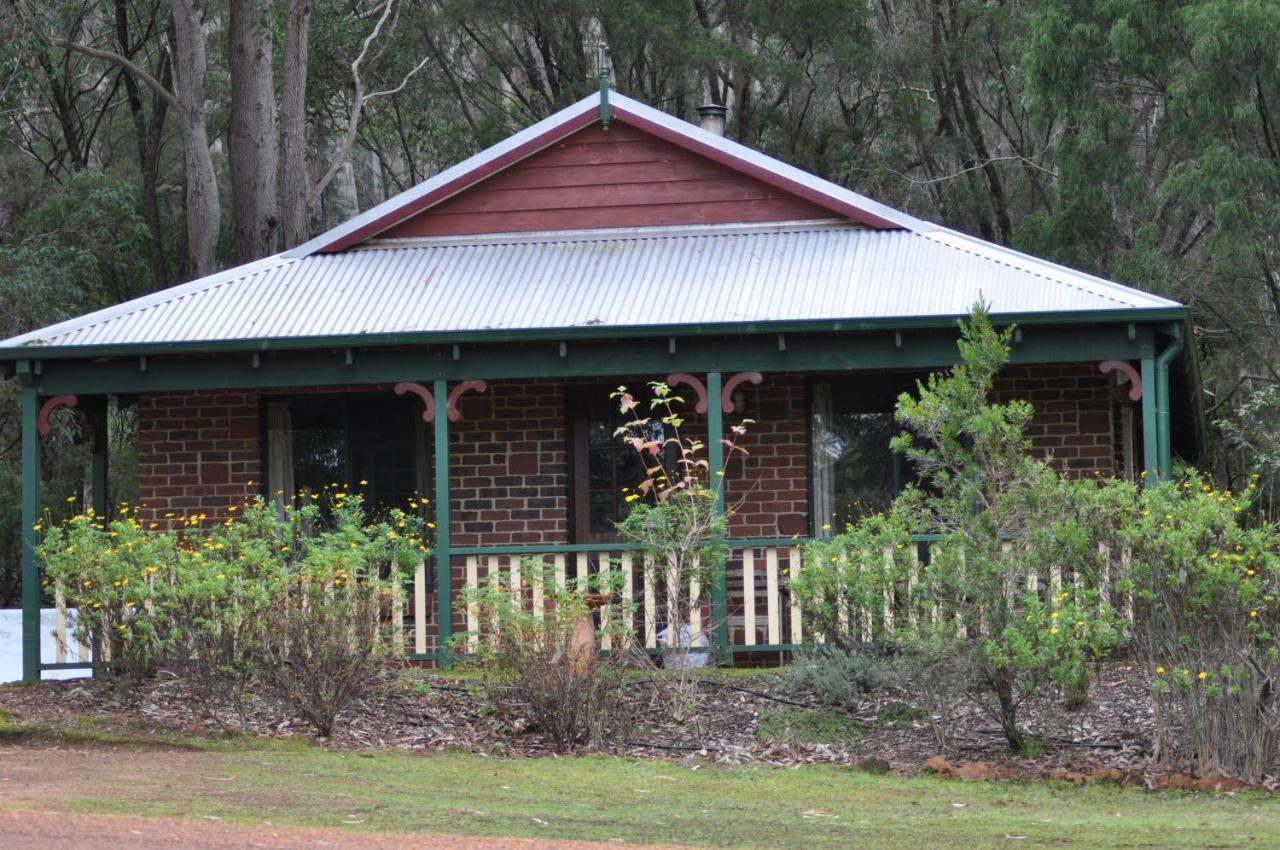 Karri Valley Chalets Pemberton Exterior foto